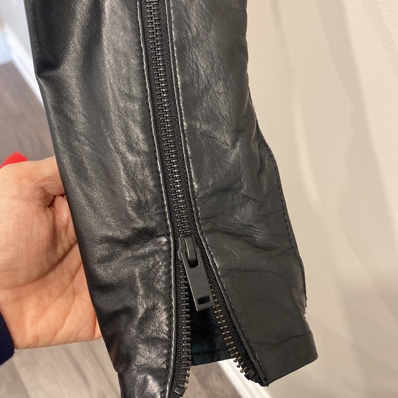 Danier leather motorcycle jacket - Picture 5 of 6